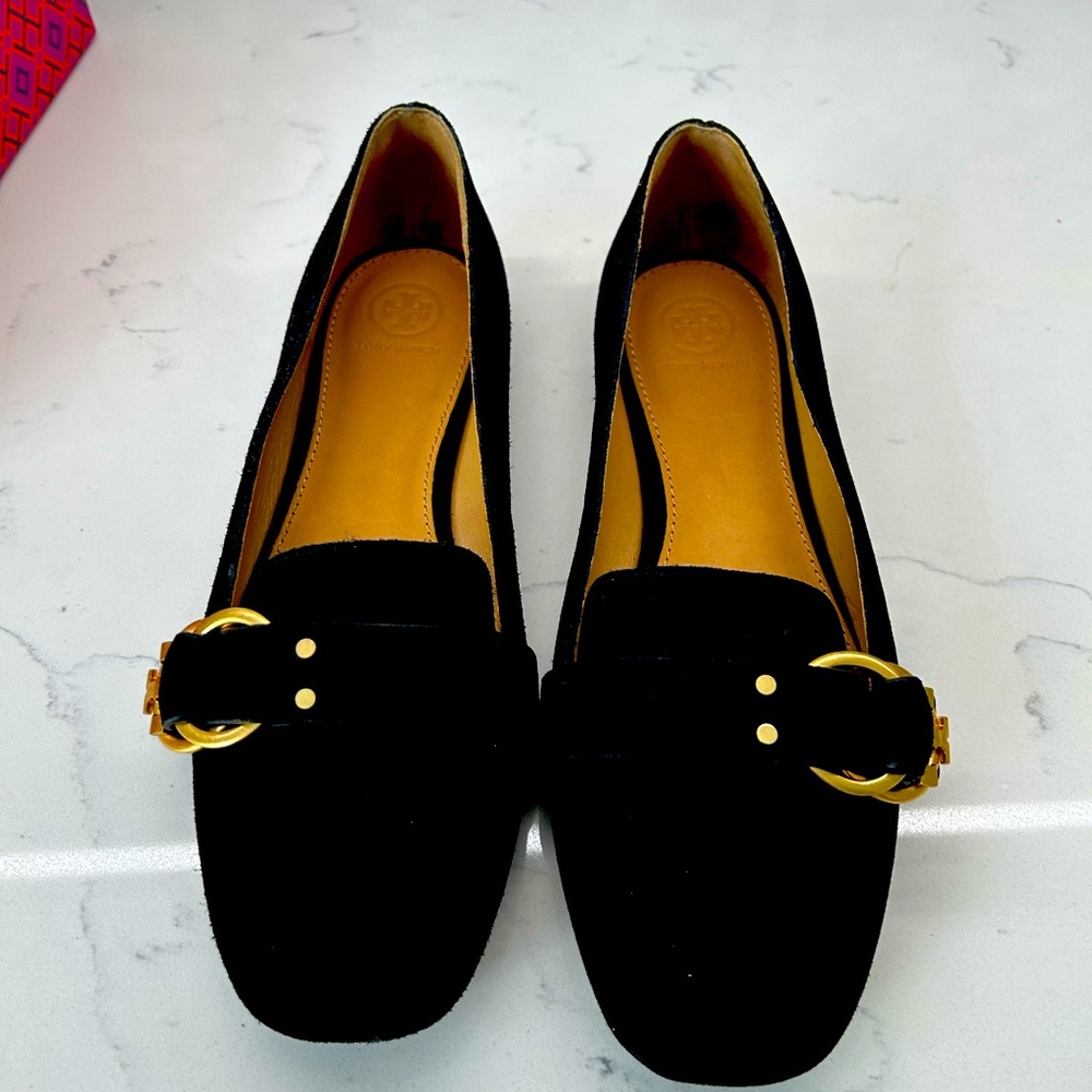 NIB never worn Tory Burch Benton ballet flat in black Napa leather size 8